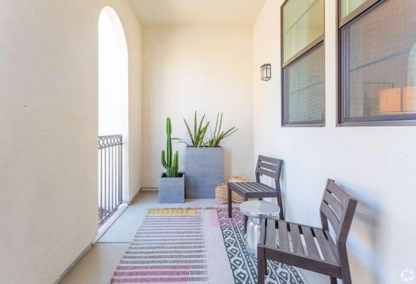 Exclusive Living! 1 BR w/ Club Room, Pool Cabanas More!