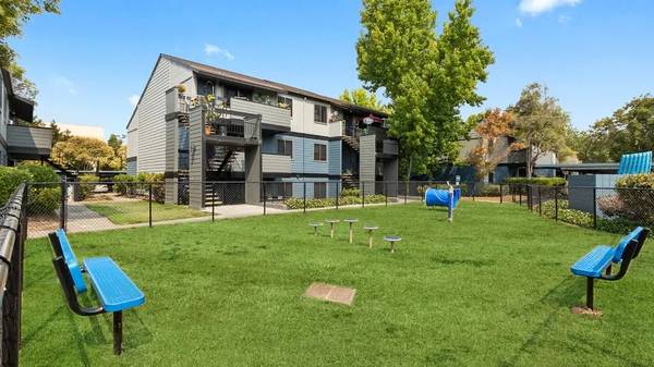 One Month Free Rent! Call To Tour! Convenient Location Near BART!