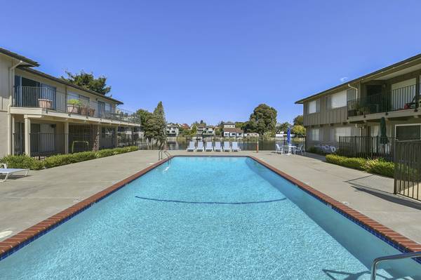 Move in bonus-Smoke Free Property-No charge for water