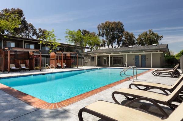 Swimming pool, 24-hour online rent payment, Dry sauna