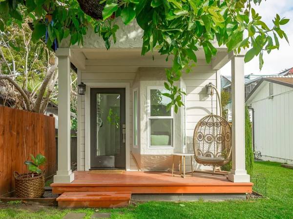 A beautiful looking 1 bed 1 bath