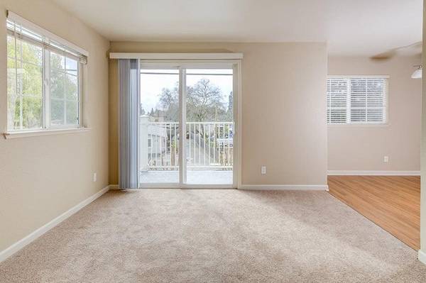 Easy Freeway Access, Reserved Covered Parking, Ceiling Fan
