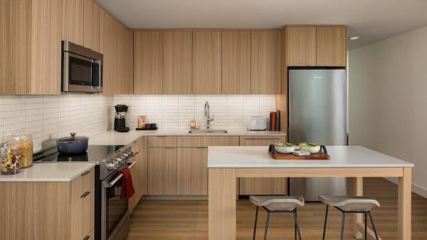 TMLP 12-mo. | Custom kitchens, Keyless entry, Sky Lounge and terrace